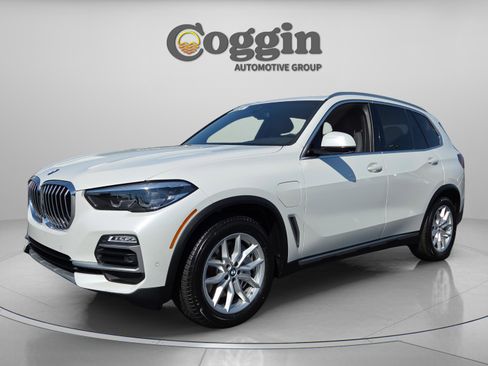 Used 2021 BMW X5 xDrive45e w/ Parking Assistance Package image 1