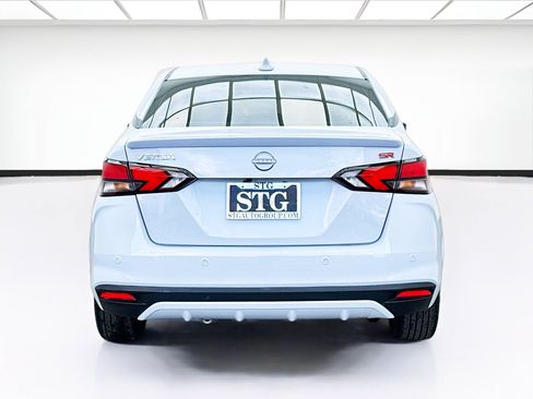 Used 2023 Nissan Versa SR w/ Trunk Package image 5