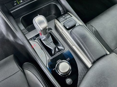 Used 2017 Lexus GS 350 F Sport RWD image 25