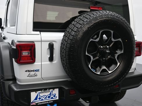 Used 2021 Jeep Wrangler Unlimited Rubicon 4xe w/ Cold Weather Group image 24