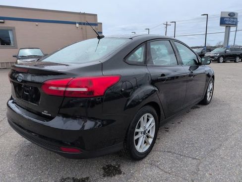 Used 2015 Ford Focus SE image 5