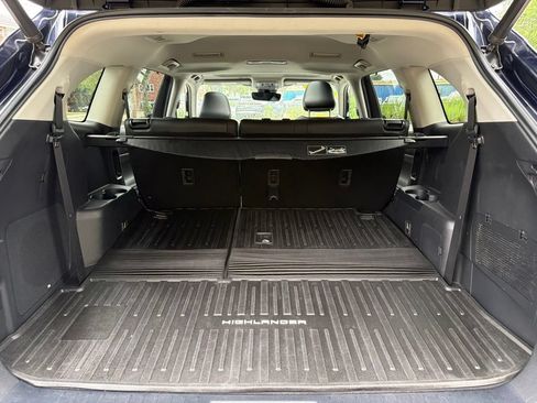 Used 2020 Toyota Highlander Limited AWD/4WD image 32