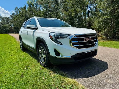 Used 2020 GMC Terrain SLT AWD/4WD image 2