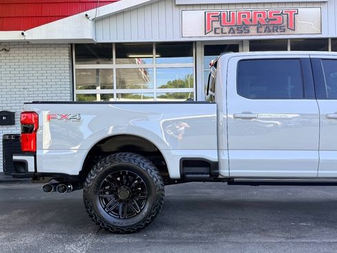 Used 2025 Ford F250 Platinum AWD/4WD image 11