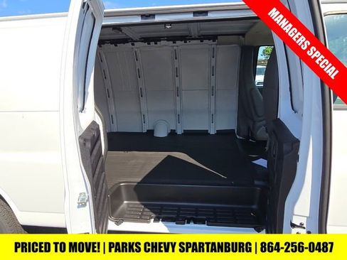 New 2025 Chevrolet Express 2500 Work Van w/ Driver Convenience Package image 17