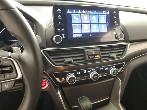 Used 2021 Honda Accord Sport image 16