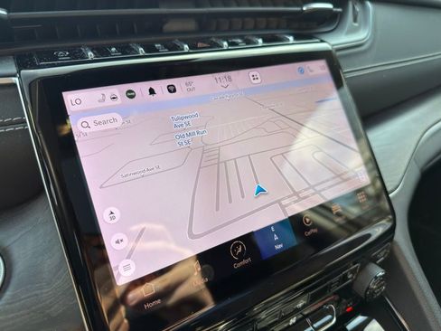 Used 2022 Jeep Grand Cherokee Limited image 27