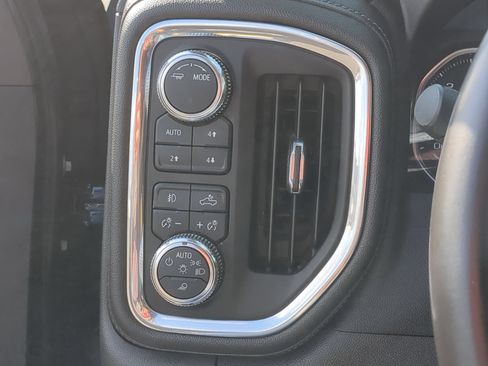 Certified 2021 GMC Sierra 1500 SLT w/ X31 Off-Road Package AWD/4WD image 16