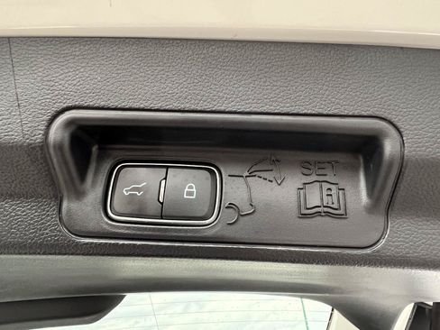 Used 2025 Ford Explorer Active w/ Active Comfort Package AWD/4WD image 52