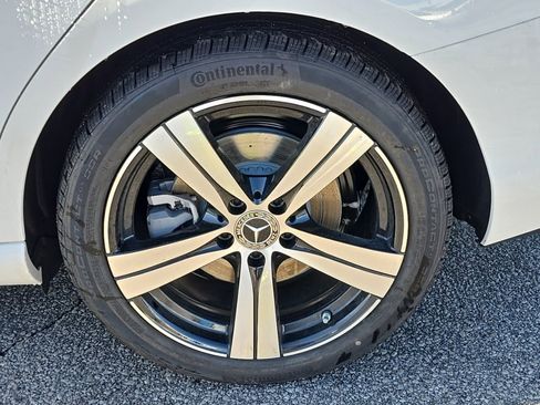 New 2026 Mercedes-Benz C 300 4MATIC Sedan image 9