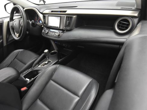 Used 2013 Toyota RAV4 Limited AWD/4WD image 29