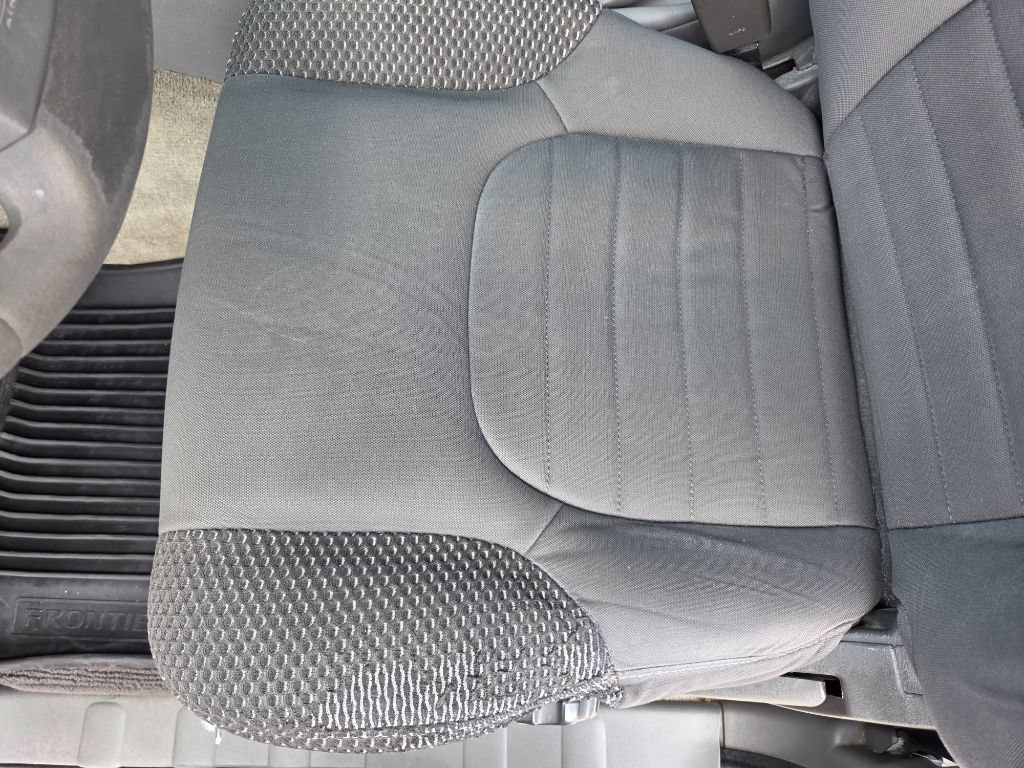 Used 2017 Nissan Frontier Desert Runner RWD image 17