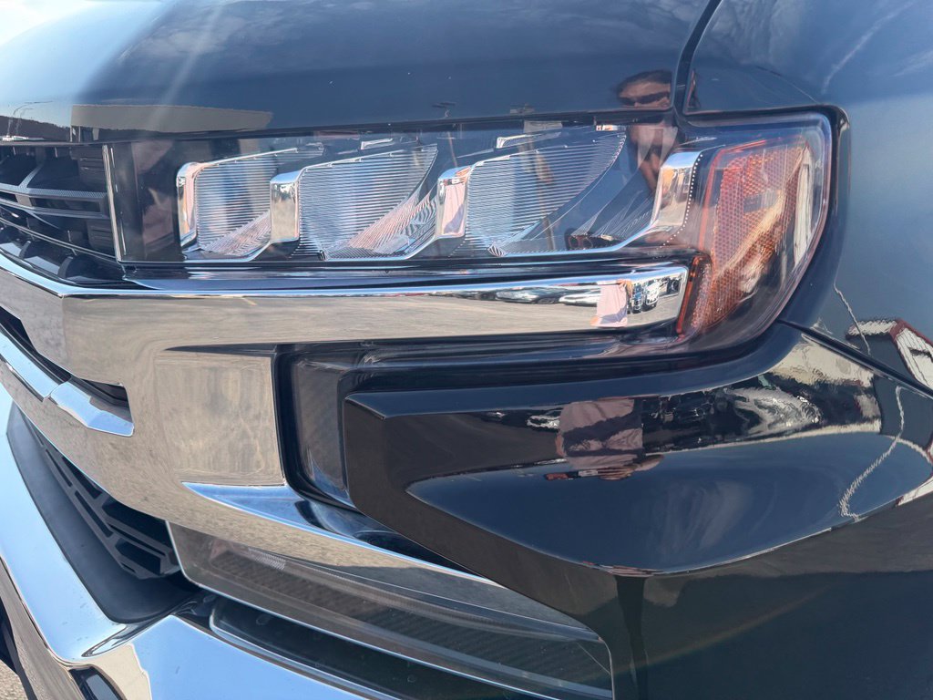Used 2019 Chevrolet Silverado 1500 LT w/ All-Star Edition AWD/4WD image 11