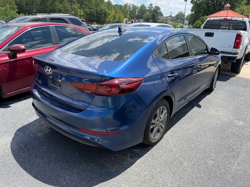 Used 2018 Hyundai Elantra SEL FWD image 3