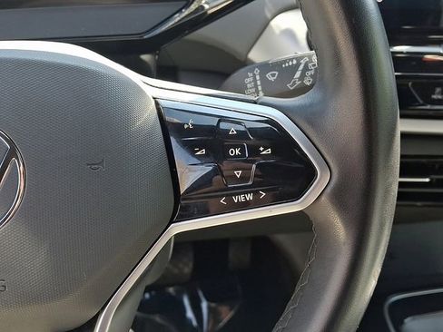 Used 2023 Volkswagen ID.4 Pro image 23