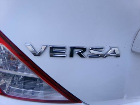Used 2019 Nissan Versa SV image 36