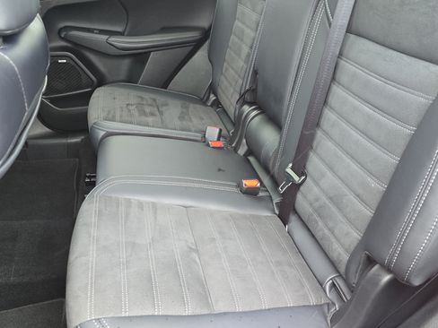 Used 2025 Mitsubishi Outlander SE FWD image 27