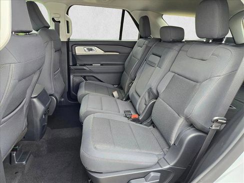 New 2026 Ford Explorer Active image 16