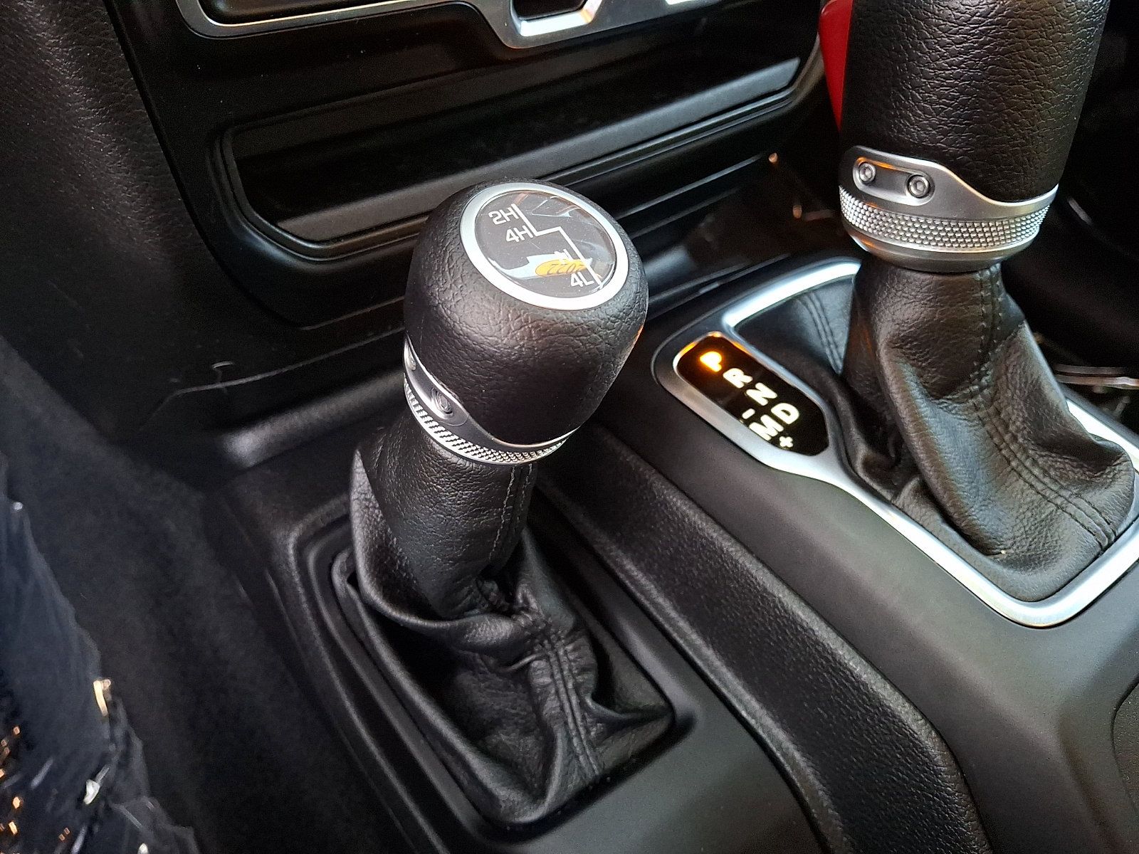 Used 2022 Jeep Wrangler Unlimited Sport AWD/4WD image 17