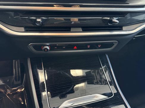 Certified 2025 BMW X5 xDrive40i w/ M Sport Package AWD/4WD image 20