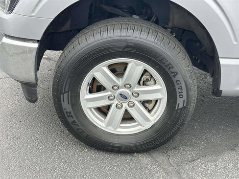 Used 2023 Ford F150 XLT w/ Trailer Tow Package image 8