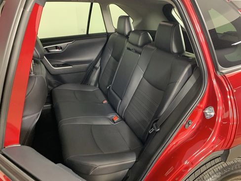 Used 2023 Toyota RAV4 Limited image 35