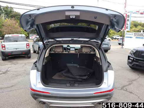 Used 2022 Lincoln Corsair Reserve w/ Equipment Group 201A image 30