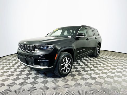 Certified 2024 Jeep Grand Cherokee L Limited w/ Luxury Tech Group II image 6