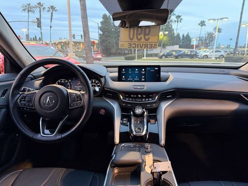 Used 2023 Acura TLX w/ Technology Package image 16
