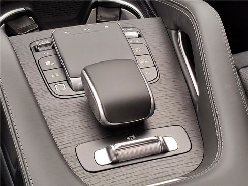 New 2026 Mercedes-Benz GLE 53 AMG 4MATIC Coupe image 10