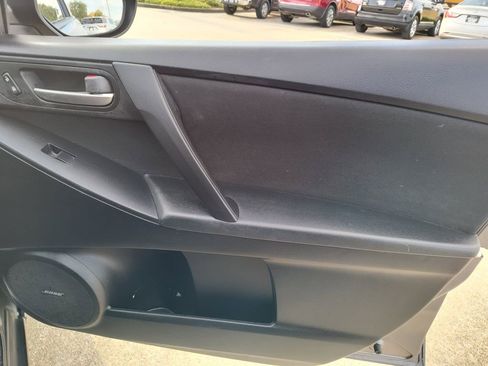 Used 2012 MAZDA MAZDA3 i Touring image 23