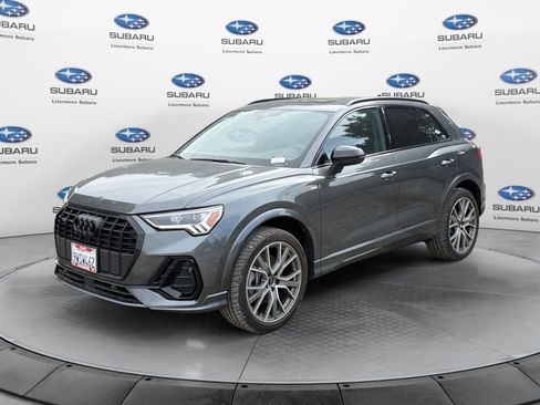 Used 2025 Audi Q3 2.0T Premium Plus w/ Premium Plus Package AWD/4WD image 8