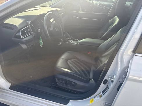 Used 2022 Toyota Camry SE FWD image 13