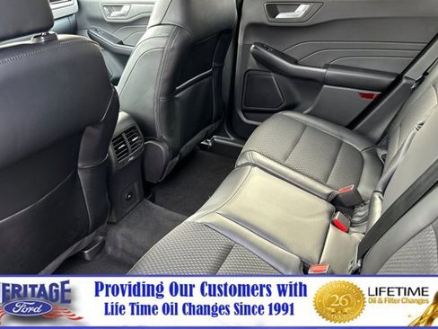 New 2025 Ford Escape SE w/ Class II Trailer Tow Package image 9