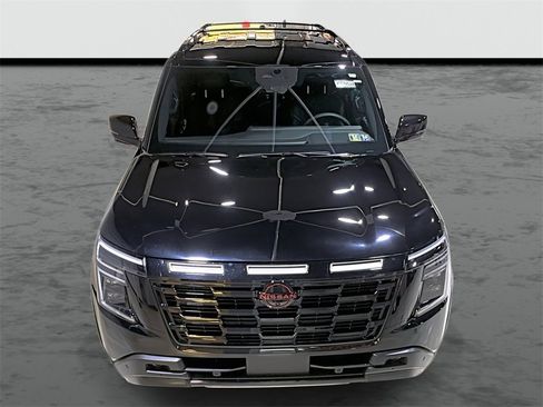 Used 2025 Nissan Armada PRO-4X image 6