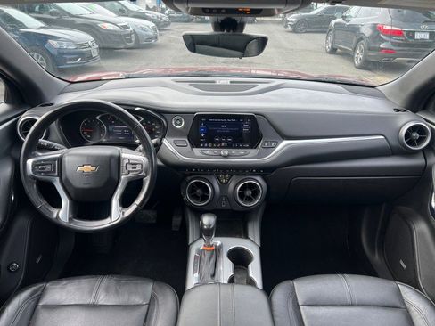 Used 2019 Chevrolet Blazer LT w/ Sun and Wheels Package image 12