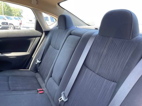 Used 2017 Nissan Sentra SV FWD image 7