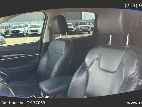 Used 2022 Kia Telluride S image 22