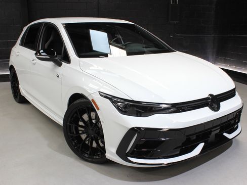 Used 2025 Volkswagen Golf R Black Edition w/ Euro Stye Package image 11