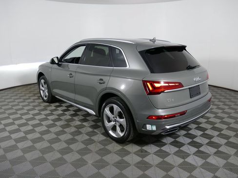Used 2023 Audi Q5 2.0T Premium Plus w/ Premium Plus Package AWD/4WD image 5