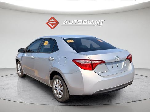 Used 2017 Toyota Corolla L image 4