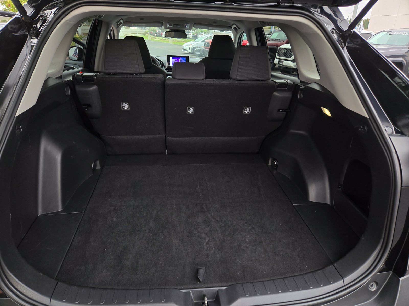 Certified 2025 Toyota RAV4 LE AWD/4WD image 21