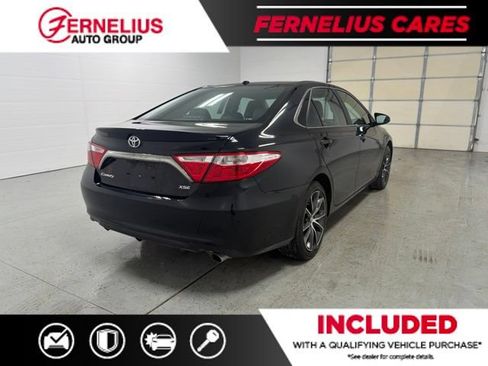 Used 2017 Toyota Camry XSE w/ Moonroof Package FWD image 8