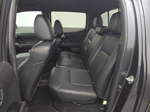 Certified 2023 Toyota Tacoma TRD Off-Road w/ TRD Premium Off Road Package AWD/4WD image 17