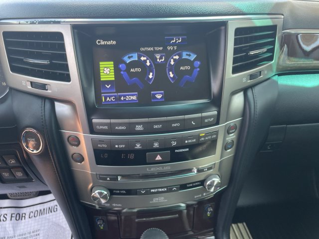 Used 2015 Lexus LX 570 4WD image 22