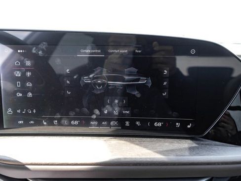 New 2025 Audi Q5 Premium Plus image 18