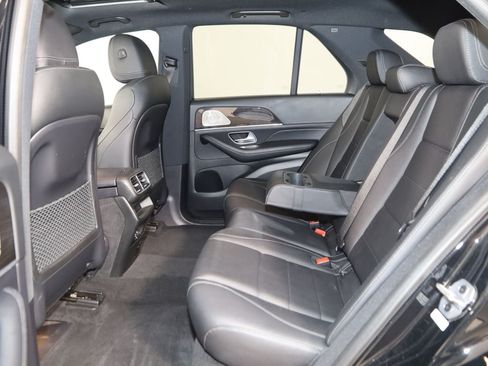 Used 2022 Mercedes-Benz GLE 350 4MATIC w/ Premium Package image 52