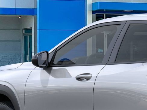 New 2026 Chevrolet Trax RS w/ Sunroof Package FWD image 12