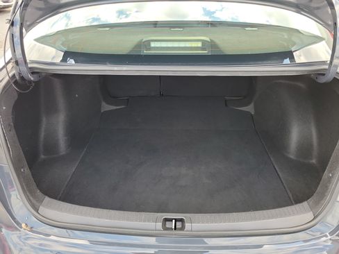 Used 2024 Toyota Corolla LE FWD image 8
