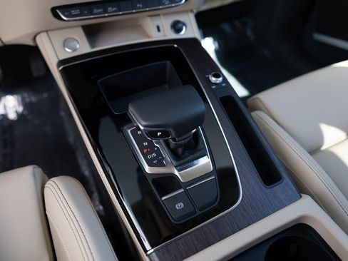 Used 2025 Audi Q5 2.0T Premium Plus image 14